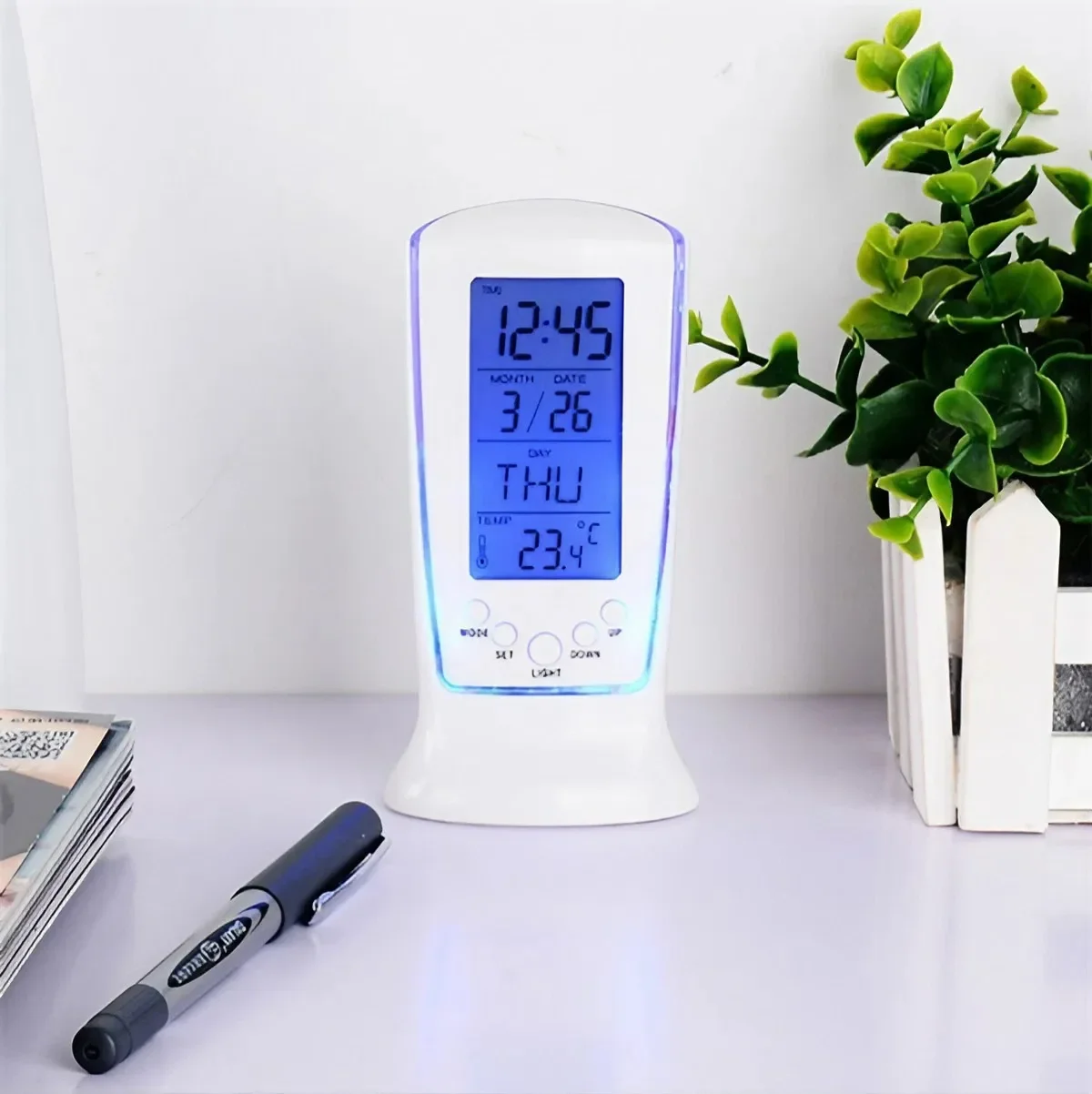 Calendar Clock Digital LED Clo - Office Tech Gadgets のレビューと価格